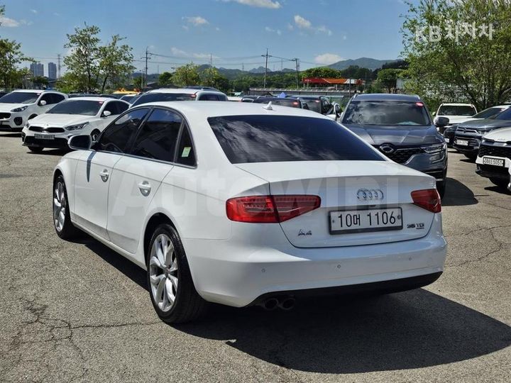Audi A4 2013 — 5