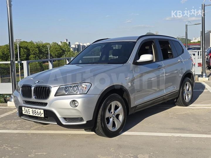 BMW X3 2011 — 2