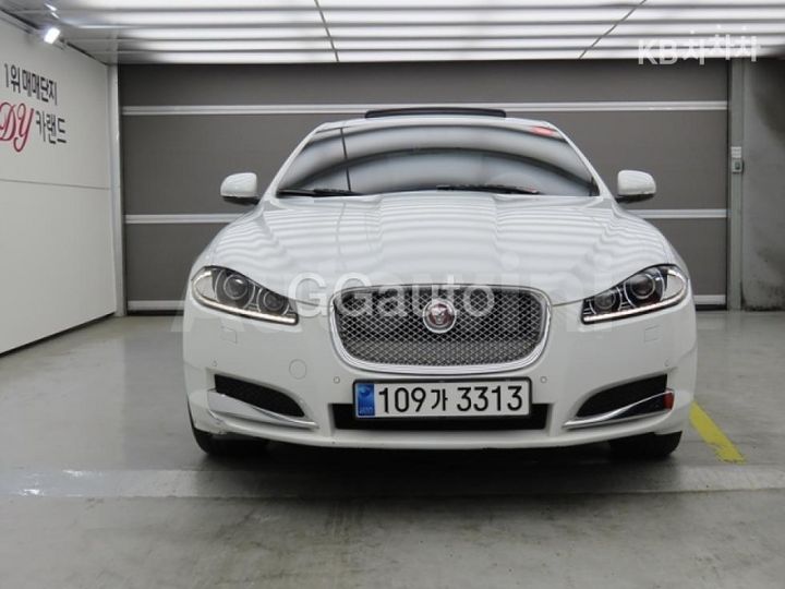Jaguar XF 2015 — 2