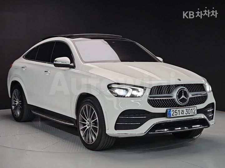 Mercedes Benz GLE Class 2023 — 2