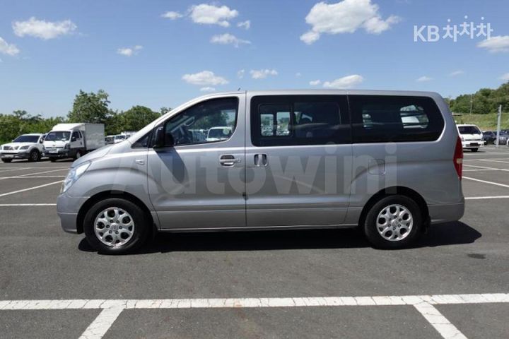 Hyundai Starex 2011 — 3