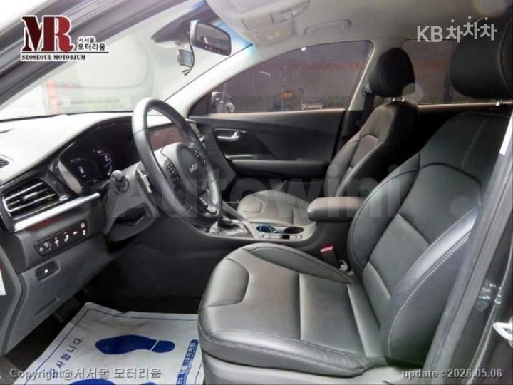 Kia Niro 2022 — 5