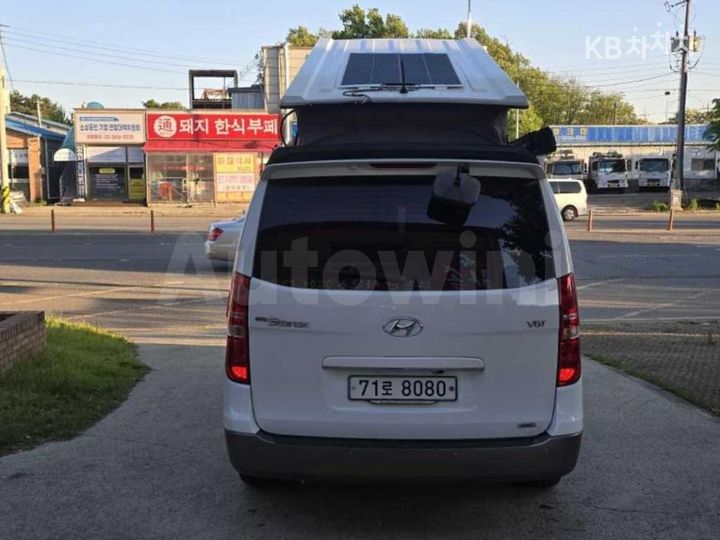 Hyundai Starex 2018 — 5