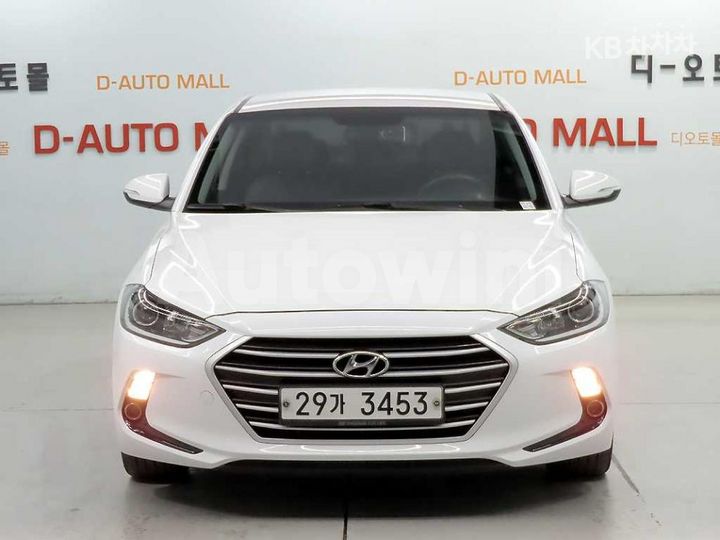Hyundai Avante 2018 — 2