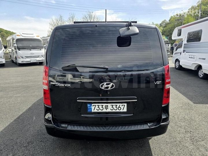Hyundai Starex 2018 — 4