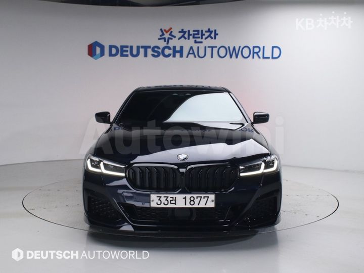 BMW 5 Series 2018 — 3