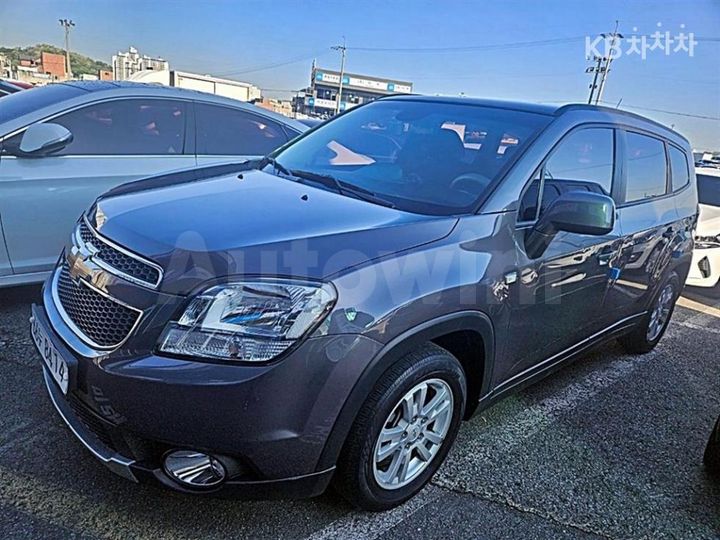 Chevrolet Orlando 2013 — 2