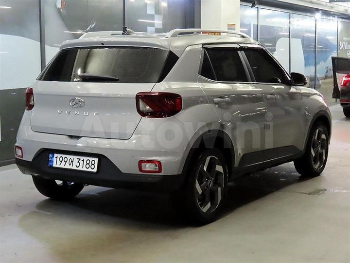 Hyundai Venue 2023 — 4