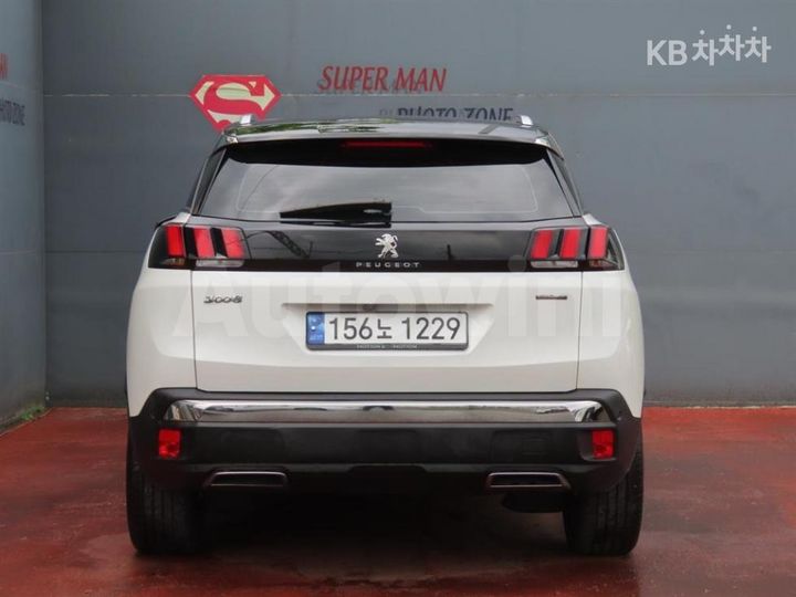 Peugeot 3008 2021 — 4
