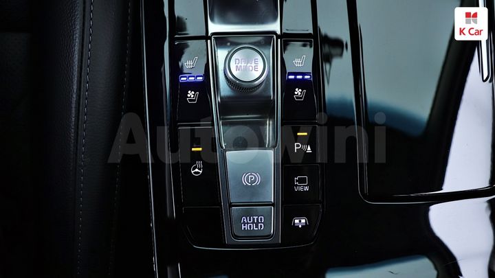 Kia K7 2020 — 3