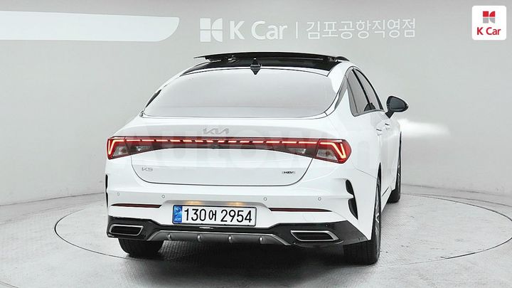 Kia K5 2023 — 4