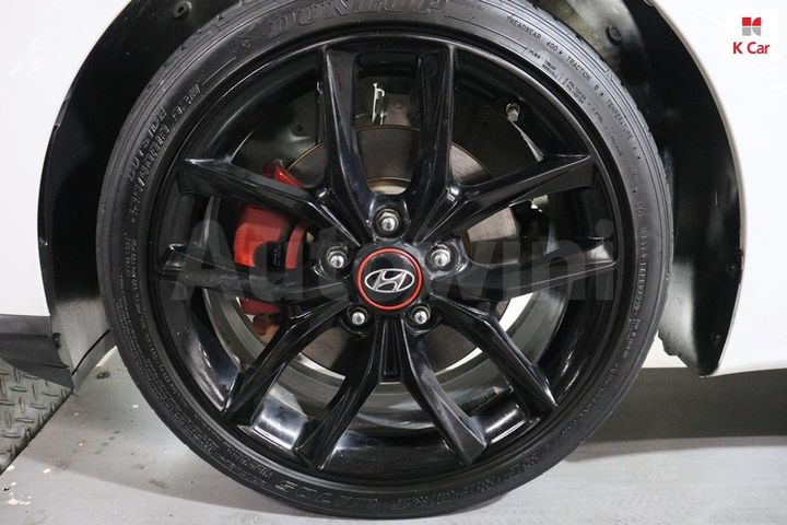Hyundai Veloster 2019 — 5