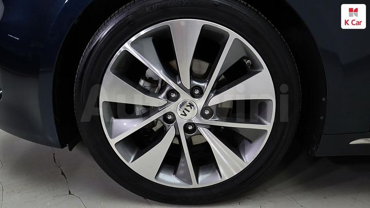 Kia K5 2017 — 5