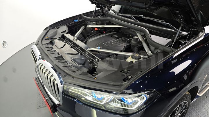 BMW X7 2021 — 5