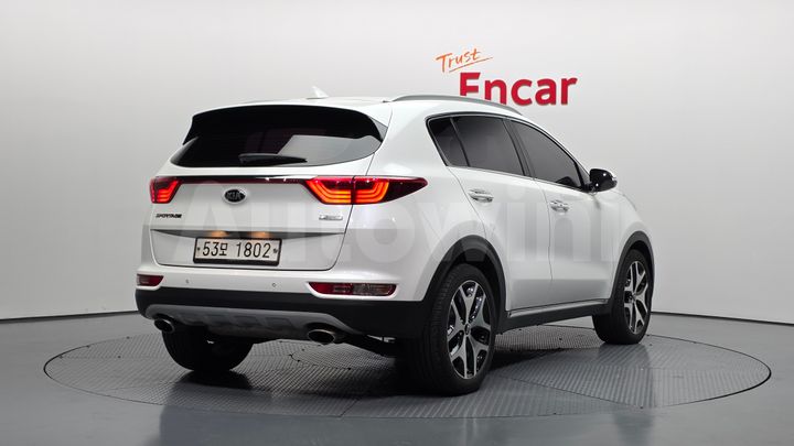 Kia Sportage 2018 — 2