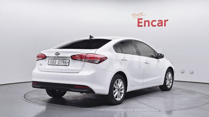 Kia K3 2016 — 3