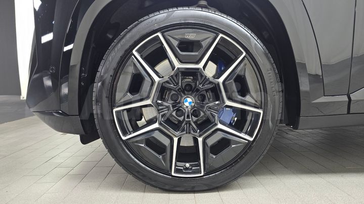 BMW XM 2024 — 5