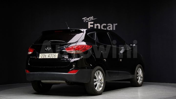 Hyundai Tucson 2011 — 2