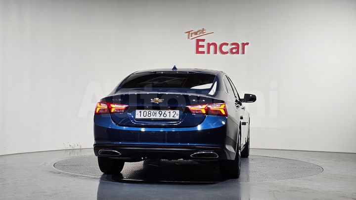 Chevrolet Malibu 2020 — 4