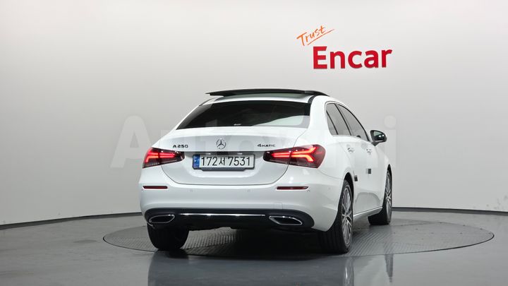 Mercedes Benz A Class 2021 — 3