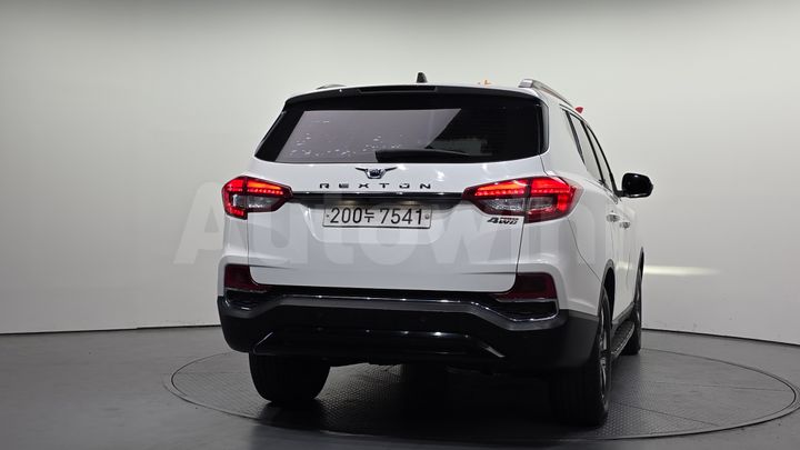 KGM (Ssangyong) Rexton 2018 — 5
