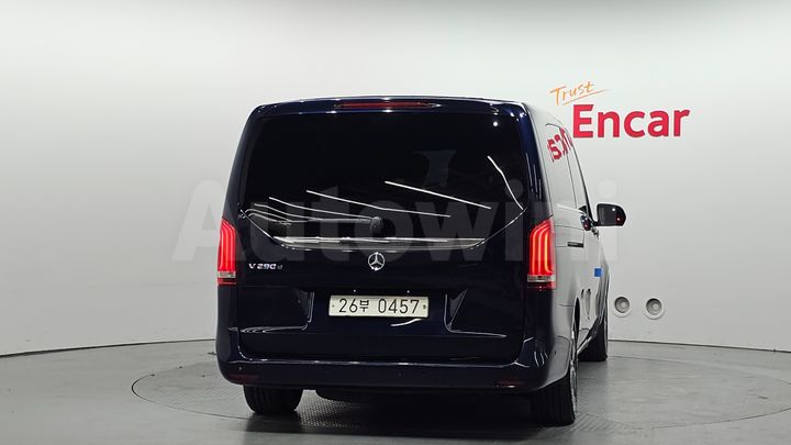 Mercedes Benz V Class 2016 — 4