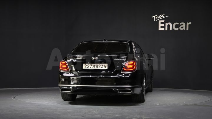 Kia K9 2019 — 4