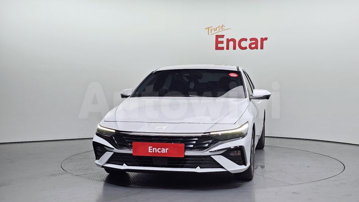 Hyundai Avante 2024 — 3