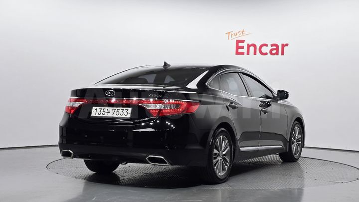 Hyundai Grandeur 2015 — 2