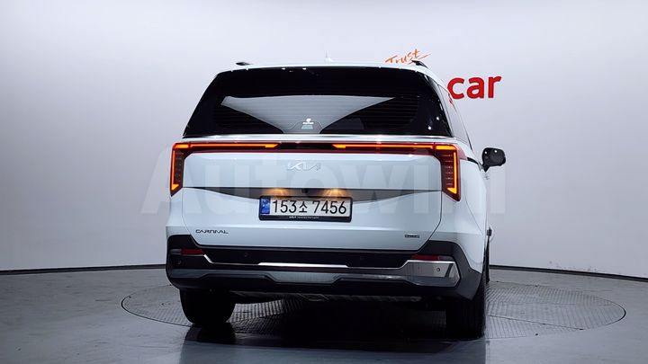 Kia Carnival 2024 — 4