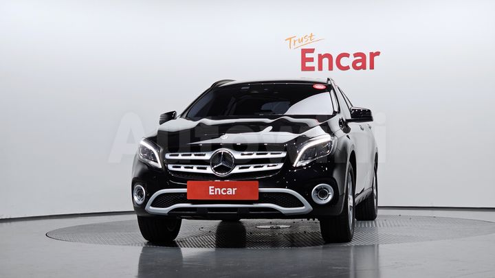 Mercedes Benz GLA Class 2019 — 3