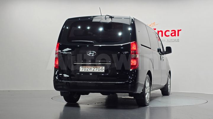 Hyundai Starex 2021 — 4