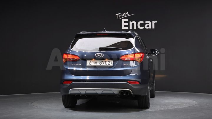 Hyundai SantaFe 2015 — 4