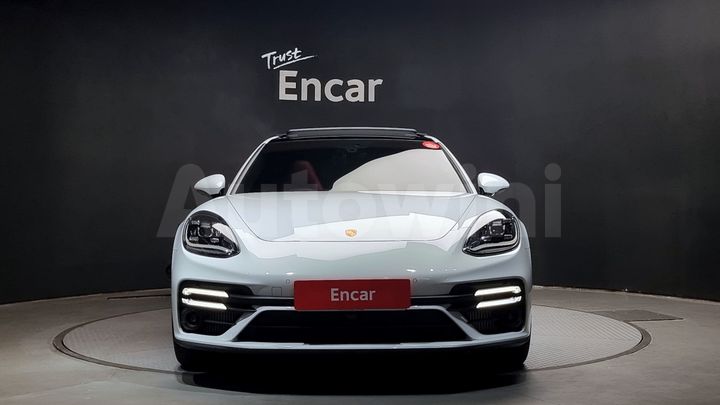 Porsche Panamera 2023 — 3