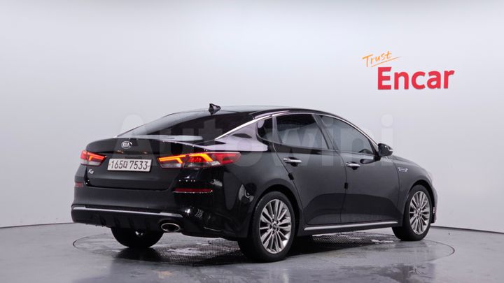 Kia K5 2019 — 2
