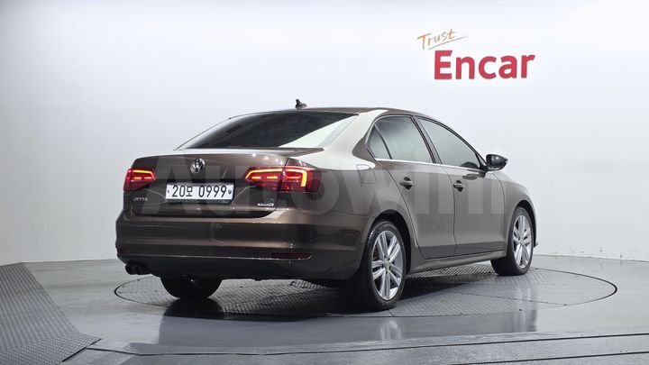Volkswagen Jetta 2015 — 2