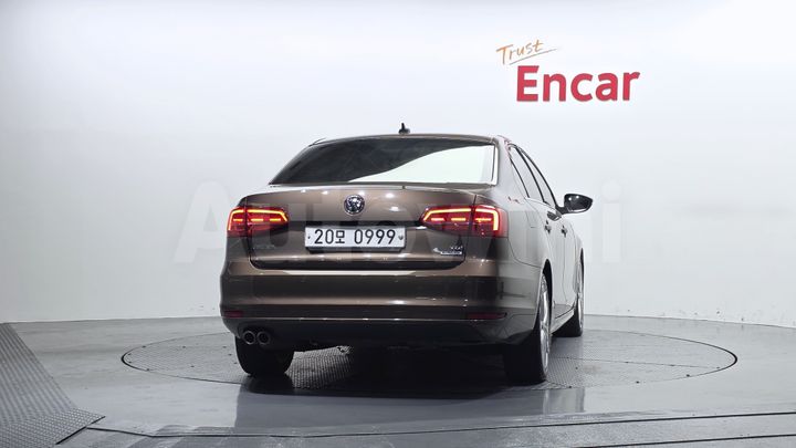 Volkswagen Jetta 2015 — 4