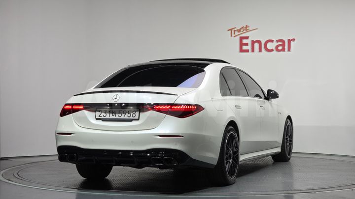 Mercedes Benz S Class 2022 — 2