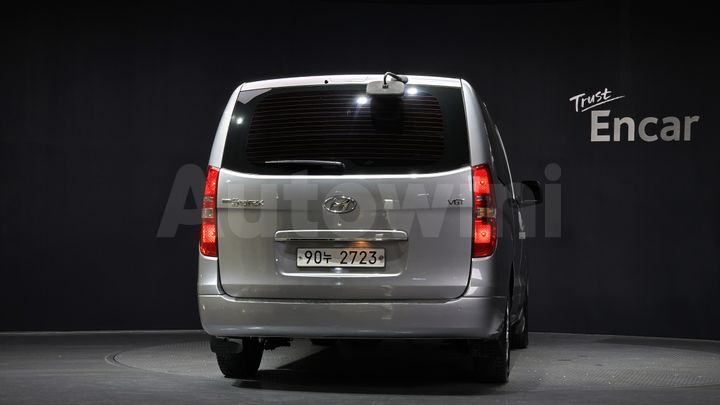 Hyundai Starex 2015 — 4