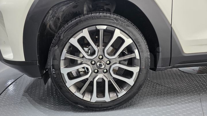 KGM (Ssangyong) Torres 2025 — 5