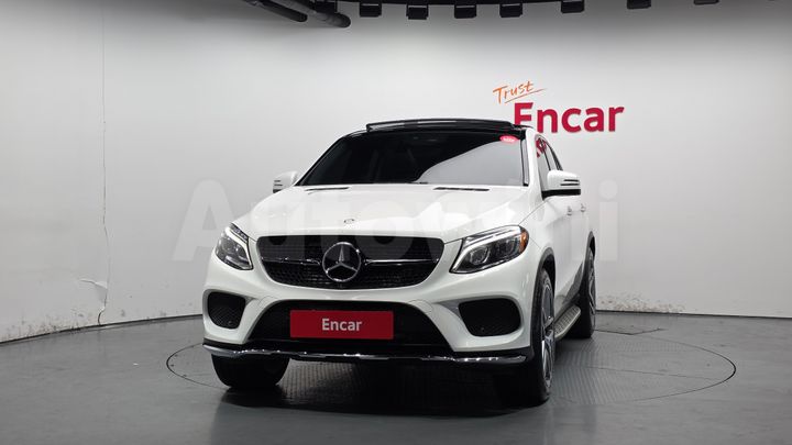 Mercedes Benz GLE Class 2017 — 3