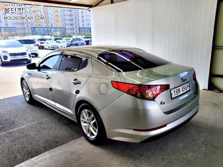 Kia K5 2012 — 2