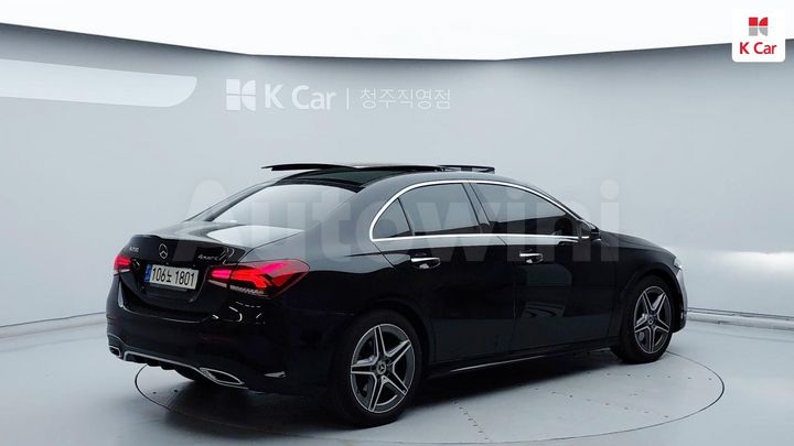 Mercedes Benz A Class 2022 — 2