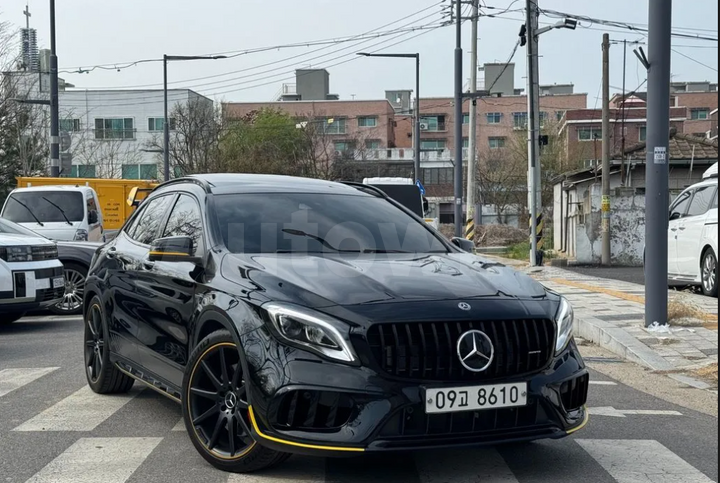 Mercedes Benz GLA Class