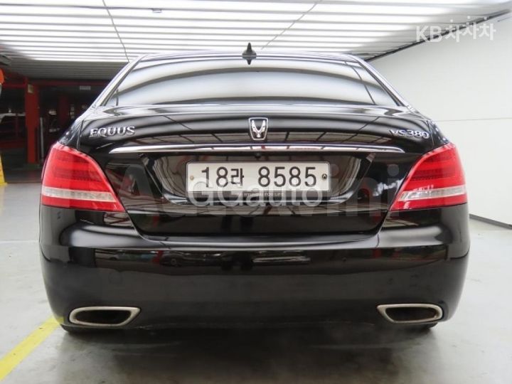 Hyundai Equus 2013 — 3