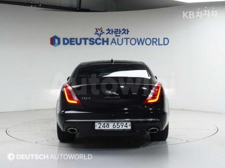 Jaguar XJ 2016 — 4