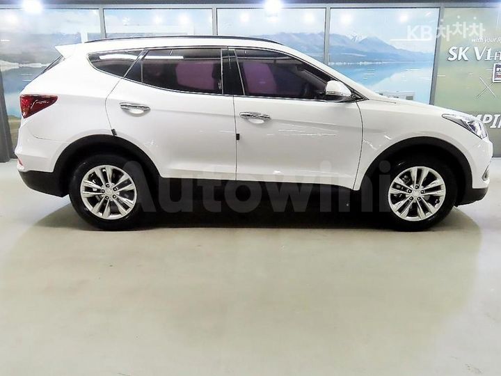 Hyundai SantaFe 2018 — 3