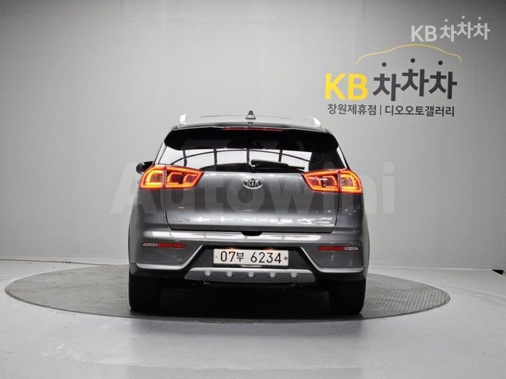 Kia Niro 2018 — 4