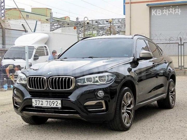 BMW X6 2015 — 2