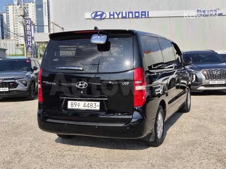 Hyundai Starex 2018 — 3